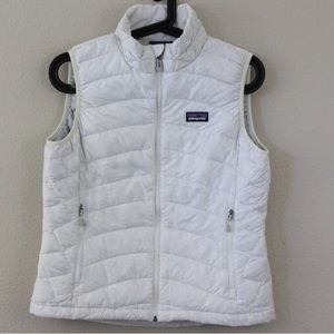 Small white Patagonia small down vest!!